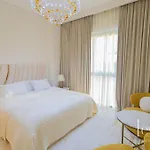 Spacious Modern 2Br With Partial Burj Khalifa View