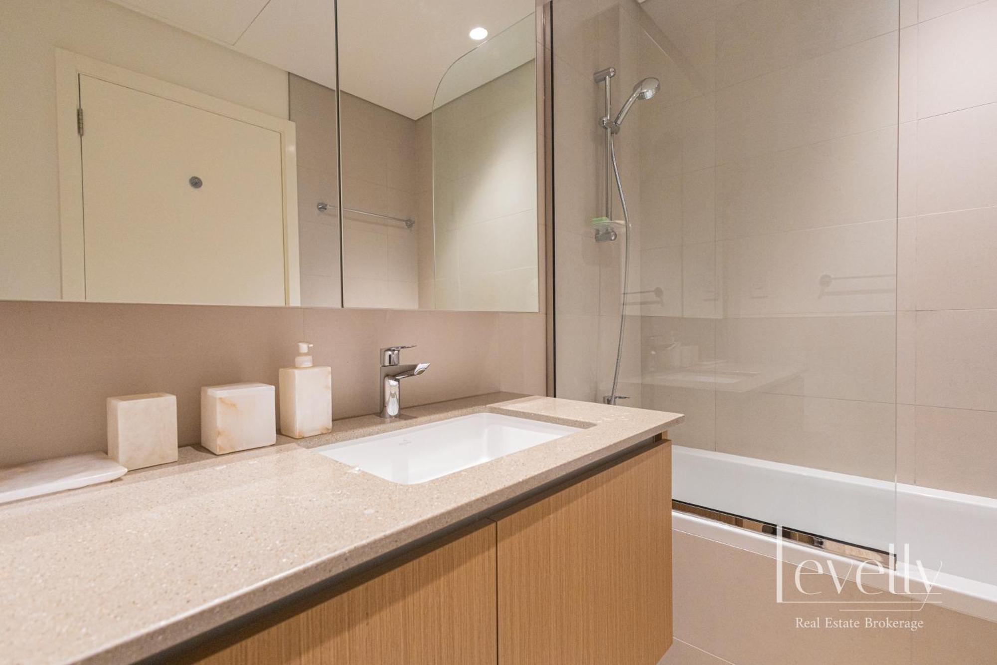 Appartement Spacious Modern 2br With Partial Burj Khalifa View