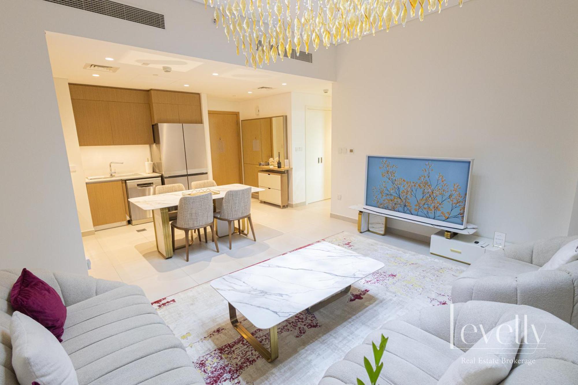Spacious Modern 2br With Partial Burj Khalifa View Appartement Dubai