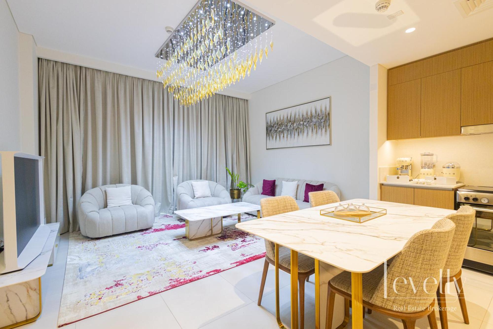 Spacious Modern 2br With Partial Burj Khalifa View Appartement