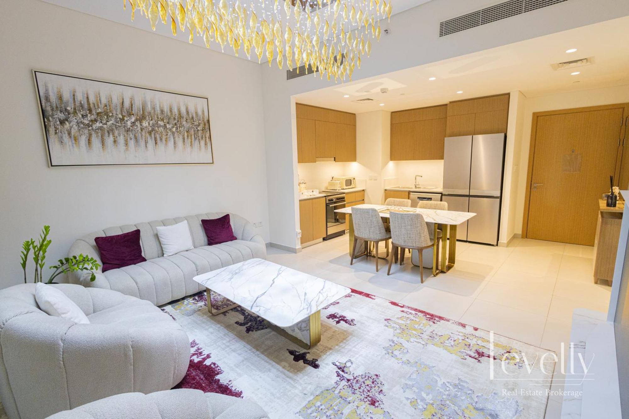 Spacious Modern 2br With Partial Burj Khalifa View Appartement Dubai